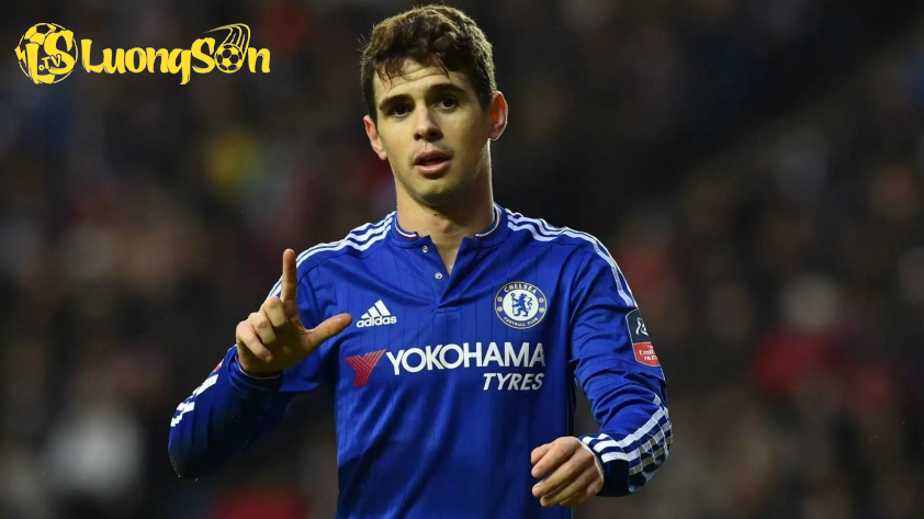 Oscar từng có quãng thời gian thi đấu thành công tại Chelsea và Trung Quốc (Ảnh: Getty).