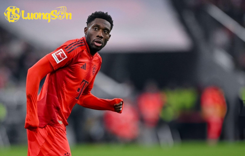 Real được cho là đã đạt thỏa thuận với Alphonso Davies