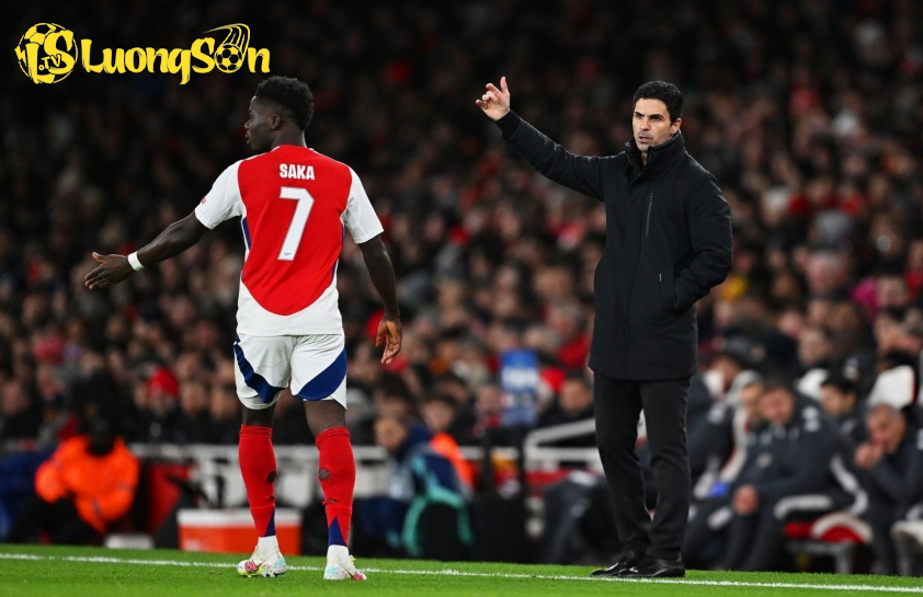 Mikel Arteta khẳng định Saka đang hướng tới đẳng cấp thế giới. Ảnh: Getty