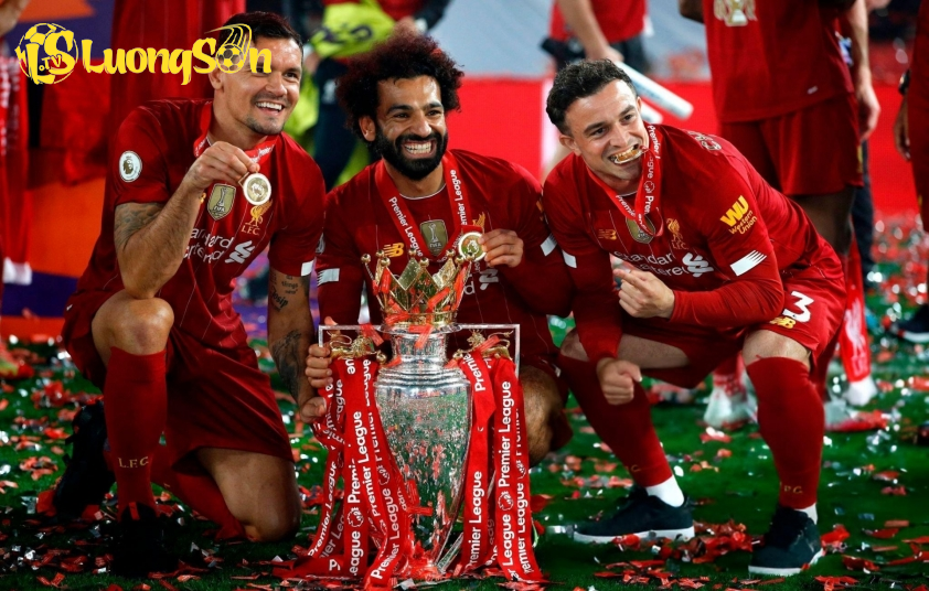 Salah giúp Liverpool gặt hái được nhiều danh hiệu lớn. Ảnh: Getty