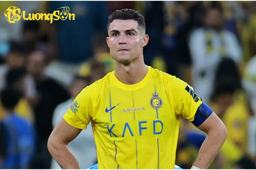 Ronaldo có thể tự quyết định ở lại Al Nassr hay ra đi vào cuối mùa. Ảnh: Getty